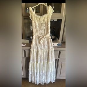 BCBG MAXAZRIA DRESS